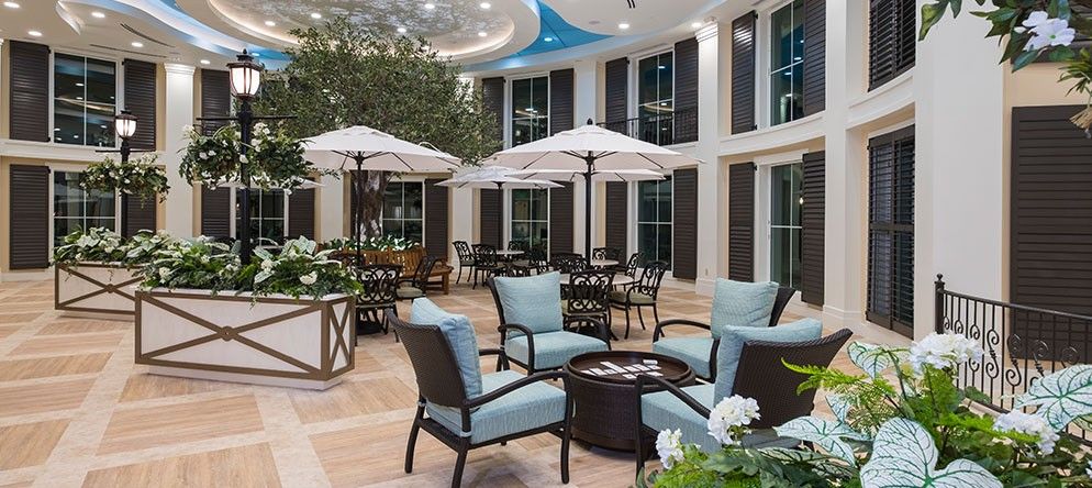 Chef led dining at Elevare Care Center Viera